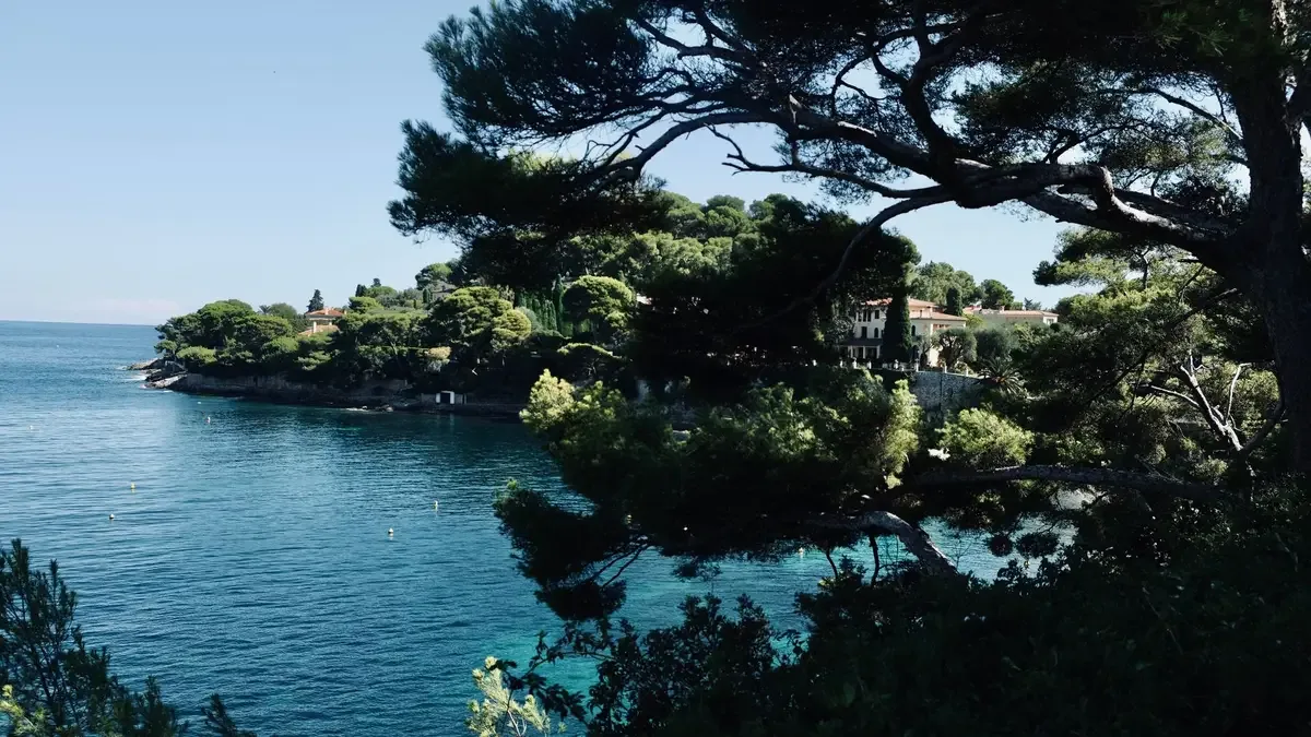 ile saint honorat — Île Saint-Honorat : visiter l'île monastique au large de Cannes